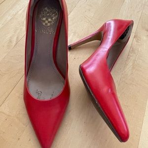 🍋 Vince Camuto patent leather heels size 6